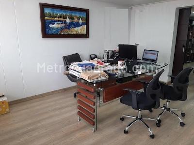 Casa de 5 alcobas en venta en Pontevedra San Nicolas, Bogotá, 450 m² · foto 6 de 20