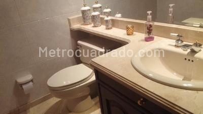 Apartamento en venta en Santa Barbara Occidental, Bogotá · foto 11 de 19
