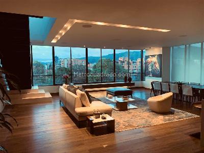 Apartamento de 3 alcobas en venta en Country Virrey, Bogotá, 295 m² · foto 1 de 19