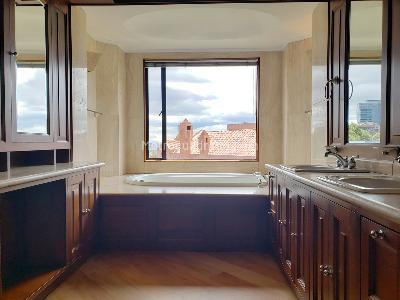 Apartamento en venta en Santa Barbara Alta, Bogotá · foto 10 de 20