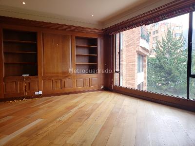 Apartamento en venta en Santa Barbara Alta, Bogotá · foto 4 de 20
