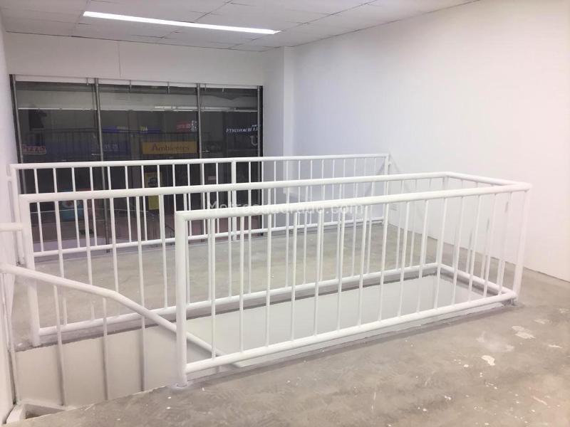 Local Comercial en Venta, METROPOLIS, Bogotá D.C. - Flere