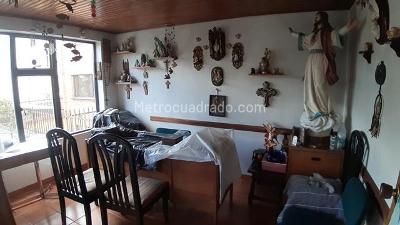 Casa de 5 alcobas en venta en La Castellana, Bogotá, 420 m² · foto 17 de 20