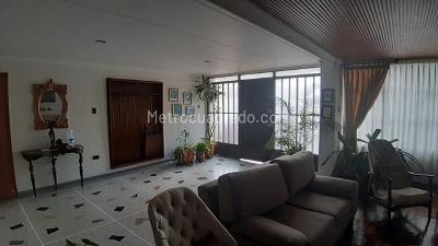 Casa de 5 alcobas en venta en La Castellana, Bogotá, 420 m² · foto 3 de 20