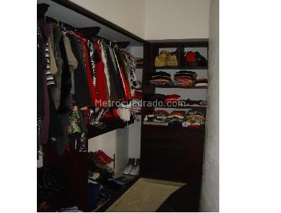 Casa de 5 alcobas en venta en Hacienda San Simon, Bogotá, 320 m² · foto 14 de 19