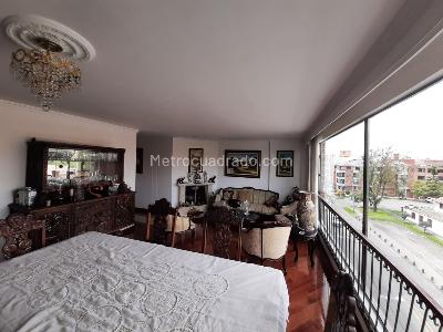 Apartamento de 4 alcobas en venta en El Batan, Bogotá, 160 m² · foto 2 de 19