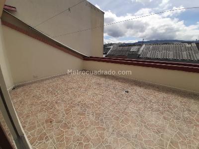 Apartamento de 4 alcobas en venta en El Batan, Bogotá, 160 m² · foto 17 de 19