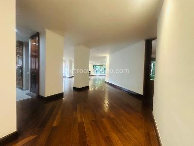 Apartamento de 4 alcobas en venta en Rosales Bella Vista, Bogotá, 248 m² · foto 7 de 20