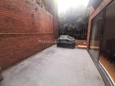 Apartamento de 2 alcobas en venta en Los Rosales, Bogotá, 112 m² · foto 4 de 20