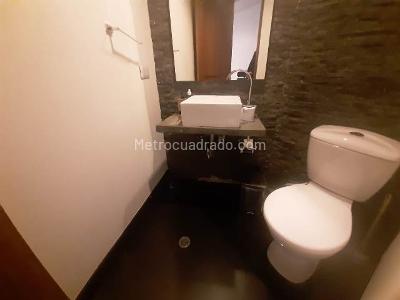 Apartamento de 2 alcobas en venta en Los Rosales, Bogotá, 112 m² · foto 6 de 20
