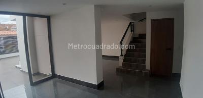 Casa de 4 alcobas en venta en La Alhambra Central, Bogotá, 390 m² · foto 3 de 20