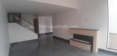 Casa de 4 alcobas en venta en La Alhambra Central, Bogotá, 390 m² · foto 6 de 20