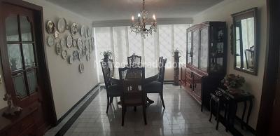 Casa de 4 alcobas en venta en Ilarco, Bogotá, 306 m² · foto 6 de 20