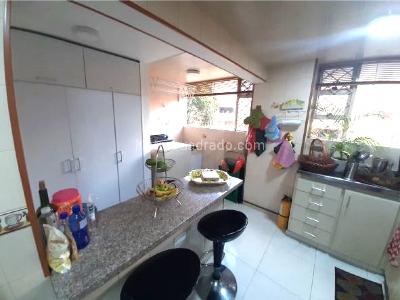 Apartamento de 3 alcobas en venta en Santa Barbara Central, Bogotá, 120 m² · foto 5 de 20