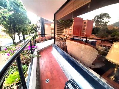 Apartamento de 3 alcobas en venta en Santa Barbara Central, Bogotá, 120 m² · foto 9 de 20