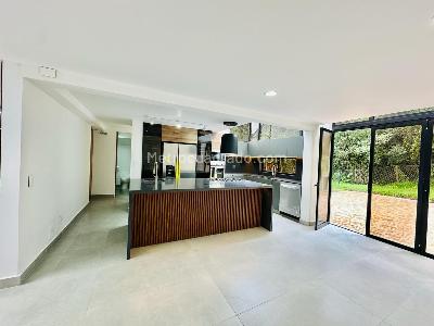 Casa de 3 alcobas en venta en Floresta De La Sabana, Bogotá, 510 m² · foto 5 de 20