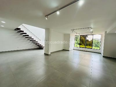 Casa de 3 alcobas en venta en Floresta De La Sabana, Bogotá, 510 m² · foto 3 de 20