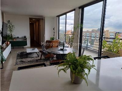 Apartamento de 2 alcobas en venta en Chico, Bogotá, 82 m² · foto 2 de 18