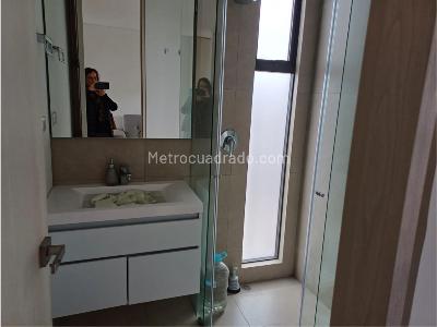 Apartamento de 2 alcobas en venta en Chico, Bogotá, 82 m² · foto 11 de 18