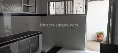 Casa de 4 alcobas en venta en Na, Girardot, 150 m² · foto 11 de 18
