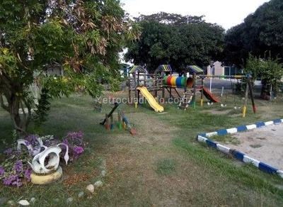 Casa de 4 alcobas en venta en Na, Girardot, 150 m² · foto 16 de 18