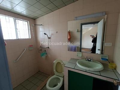 Casa de 4 alcobas en venta en Polo Club, Bogotá, 234 m² · foto 13 de 16