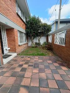 Casa de 4 alcobas en venta en Polo Club, Bogotá, 234 m² · foto 2 de 16