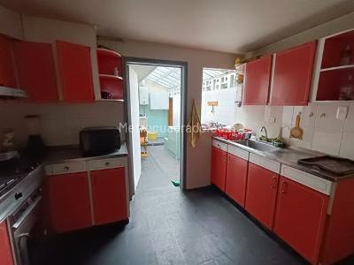Casa de 4 alcobas en venta en Polo Club, Bogotá, 234 m² · foto 6 de 16