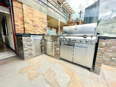 Apartamento de 3 alcobas en venta en Bosque De Pinos, Bogotá, 370 m² · foto 3 de 20