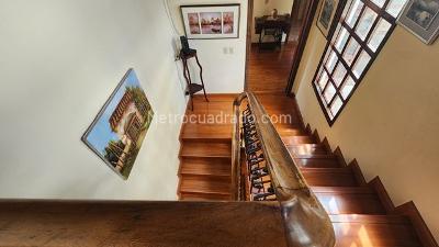 Casa de 5 alcobas en venta en Cerros De Sotileza, Bogotá, 380 m² · foto 11 de 20