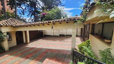 Casa de 5 alcobas en venta en Cerros De Sotileza, Bogotá, 380 m² · foto 15 de 20
