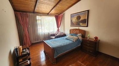 Casa de 5 alcobas en venta en Cerros De Sotileza, Bogotá, 380 m² · foto 9 de 20