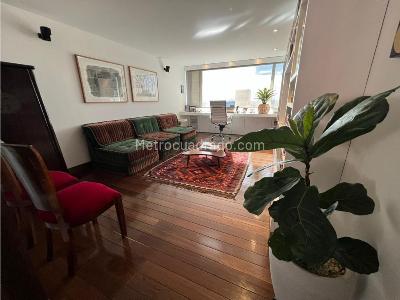 Apartamento de 3 alcobas en venta en Los Rosales, Bogotá, 215 m² · foto 12 de 18