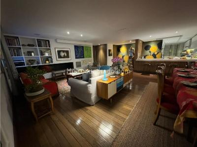 Apartamento de 3 alcobas en venta en Los Rosales, Bogotá, 215 m² · foto 5 de 18