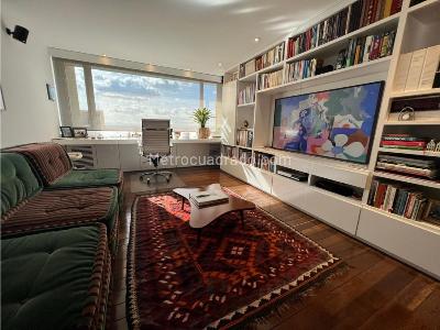 Apartamento de 3 alcobas en venta en Los Rosales, Bogotá, 215 m² · foto 8 de 18