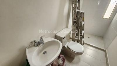Casa de 4 alcobas en venta en Las Villas Bulevar, Bogotá, 240 m² · foto 18 de 20