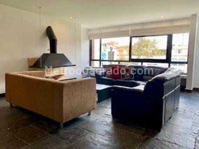 Apartamento de 2 alcobas en venta en Chico Reservado, Bogotá, 164 m² · foto 8 de 20