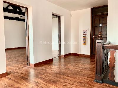 Casa de 5 alcobas en venta en Chapinero Quinta Camacho, Bogotá, 680 m² · foto 2 de 20
