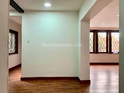Casa de 5 alcobas en venta en Chapinero Quinta Camacho, Bogotá, 680 m² · foto 5 de 20