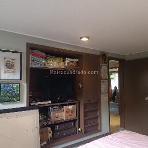 Apartamento de 3 alcobas en venta en Nogal Rosales, Bogotá, 187 m² · foto 3 de 20