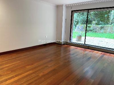 Apartamento de 5 alcobas en venta en Bellavista Rosales, Bogotá, 425 m² · foto 18 de 20