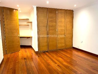 Apartamento de 5 alcobas en venta en Bellavista Rosales, Bogotá, 425 m² · foto 15 de 20
