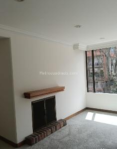 Apartamento de 3 alcobas en venta en Molinos Del Chico, Bogotá, 178 m² · foto 4 de 17