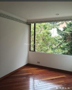 Apartamento de 3 alcobas en venta en Molinos Del Chico, Bogotá, 178 m² · foto 5 de 17