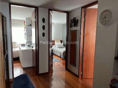 Apartamento de 4 alcobas en venta en Chapinero Alto, Bogotá, 141 m² · foto 3 de 19