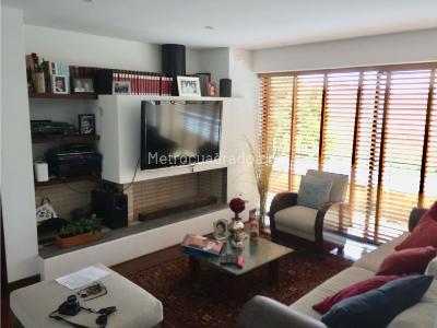 Casa de 4 alcobas en venta en La Calera, La Calera, 348 m² · foto 10 de 13