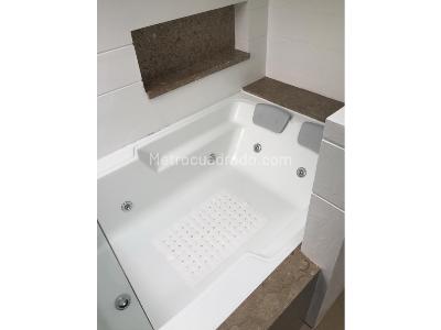 Casa de 4 alcobas en venta en La Calera, La Calera, 348 m² · foto 13 de 13