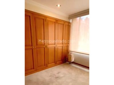 Apartamento de 3 alcobas en venta en La Carolina, Bogotá, 211 m² · foto 18 de 20