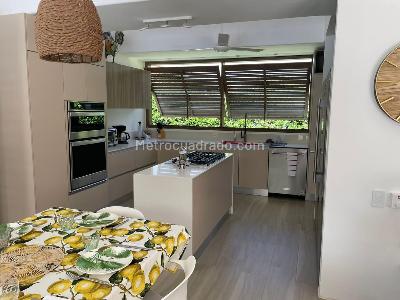Casa de 4 alcobas en venta en Club Puerto Peñalisa, Girardot, 323 m² · foto 6 de 20