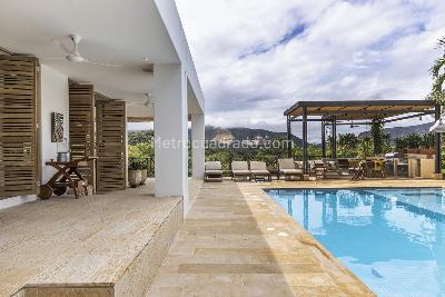 Casa de 4 alcobas en venta en Club Puerto Peñalisa, Girardot, 323 m² · foto 11 de 20